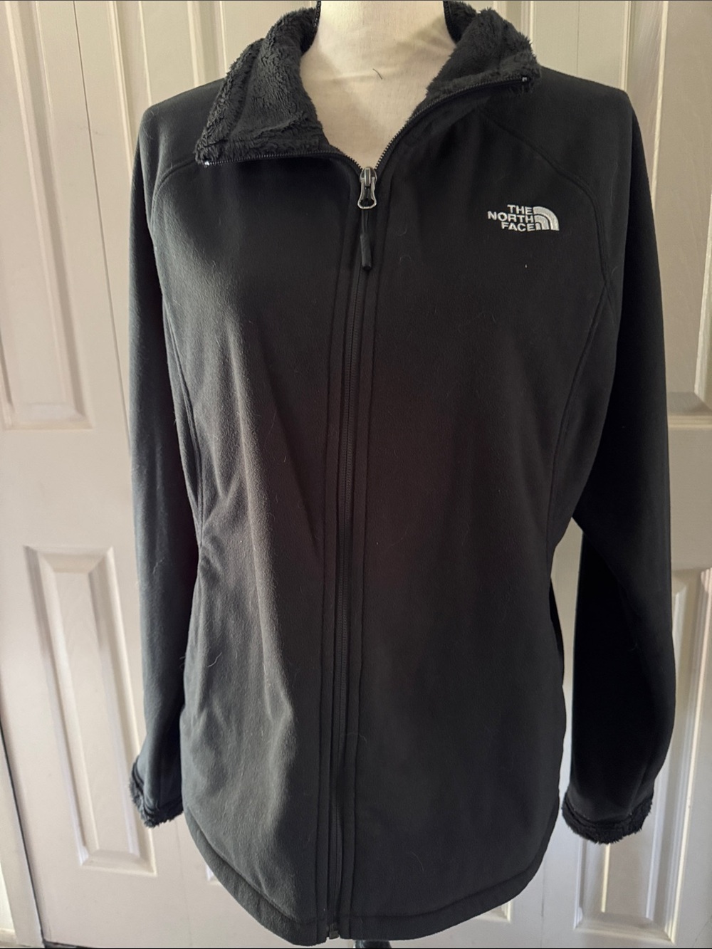 The North Face Black Full-Zip Fleece Jacket